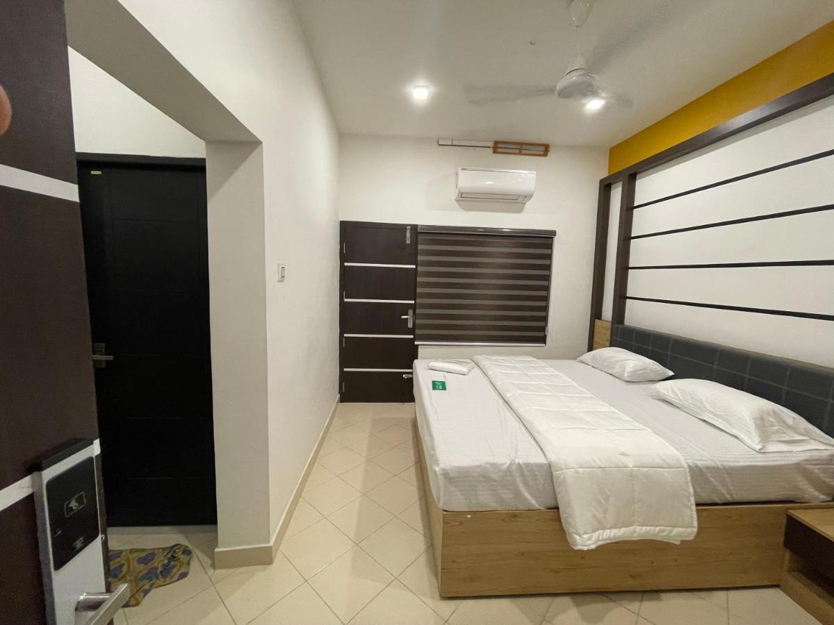 Pmr Grandays Hotel Malappuram Bagian luar foto