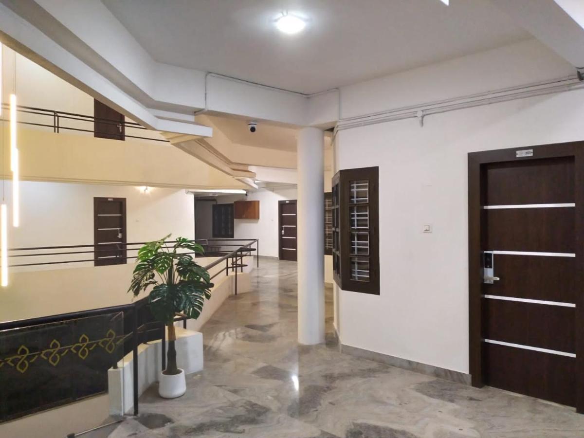 Pmr Grandays Hotel Malappuram Bagian luar foto