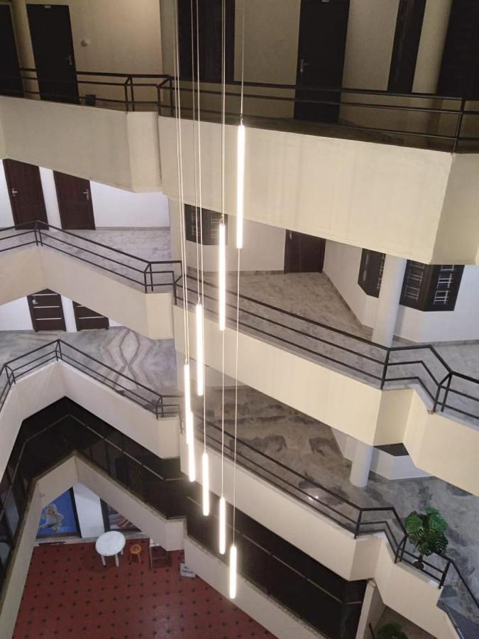 Pmr Grandays Hotel Malappuram Bagian luar foto