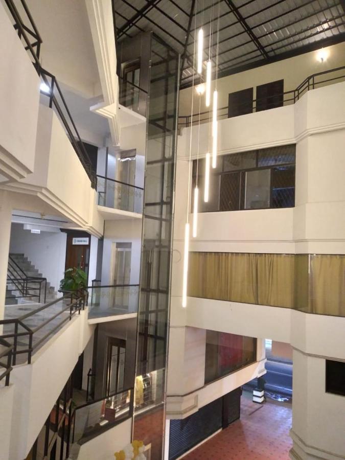 Pmr Grandays Hotel Malappuram Bagian luar foto
